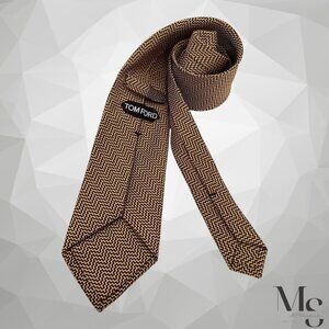 TOM FORD Brown Geometric Luxury Silk Tie Made In Italy W: 3.5" EX COND